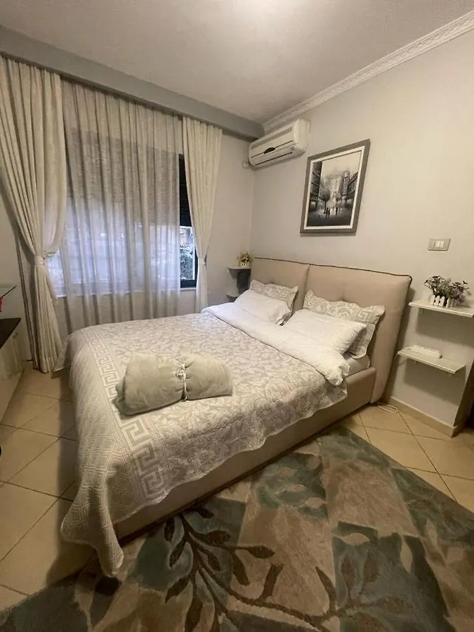 Nice Central Apartment In Tirana City